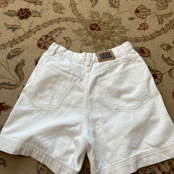 Vintage white shirts - Picture 3 of 4